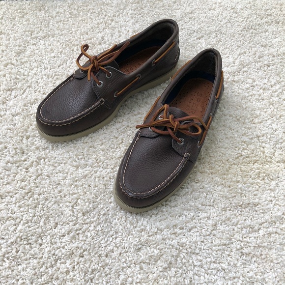 A/O Riverboat Sperry Shoes - Picture 1 of 8